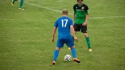 凯尔特人击败篮网，波尔津吉斯斩获25分13篮板