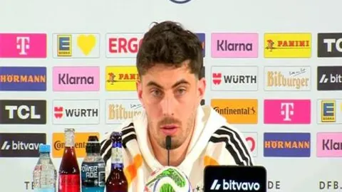 詹姆斯创生涯第八绝杀纪录，湖人队见证这一壮举